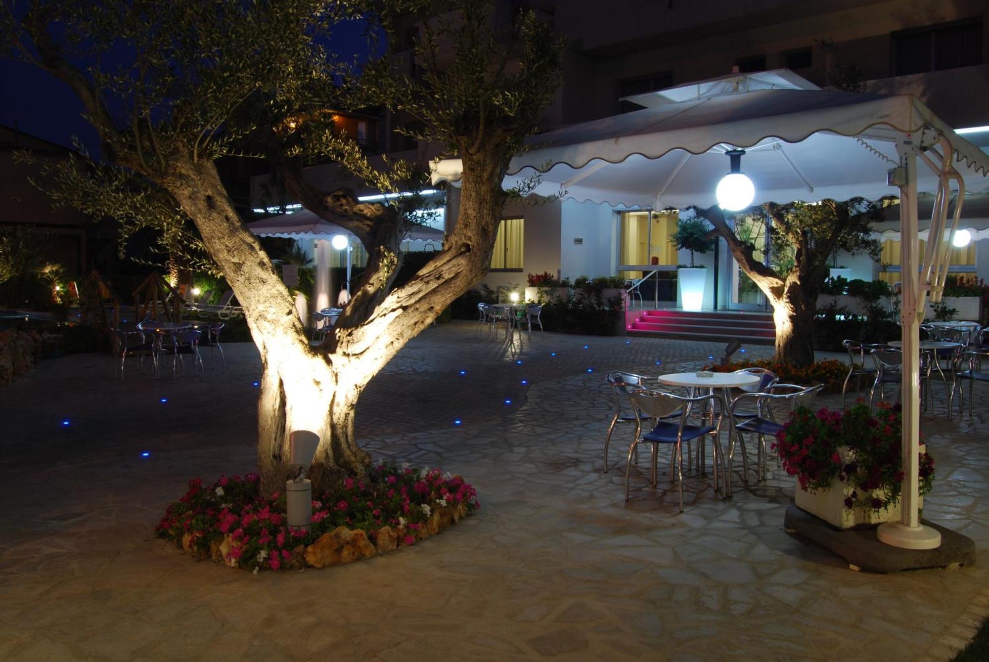 Hotel Costa Verde トルトレート エクステリア 写真