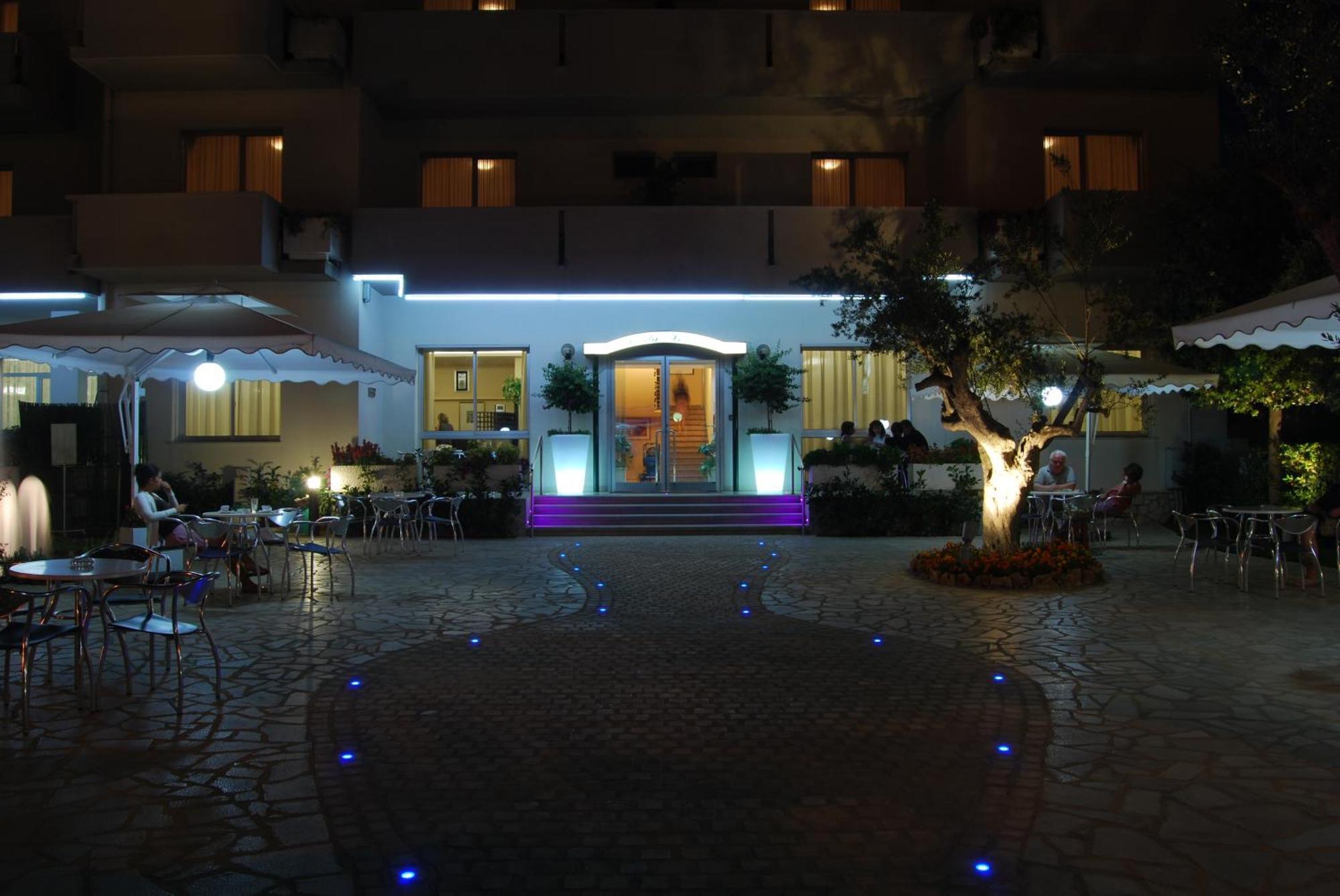 Hotel Costa Verde トルトレート エクステリア 写真